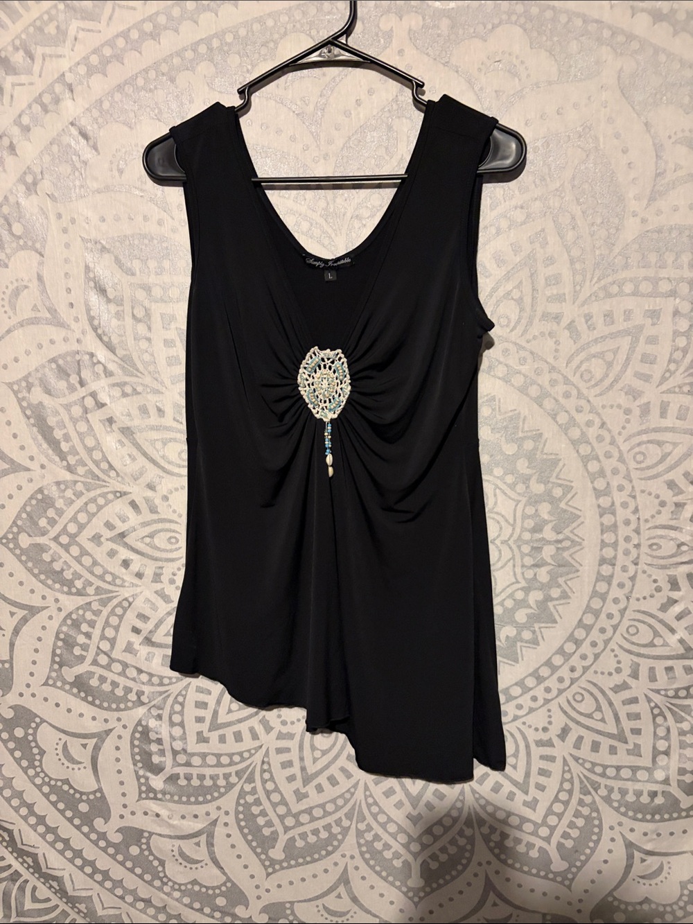 Simply Irresistible Black Sleeveless Draped Tank with Beaded Brooch size Large